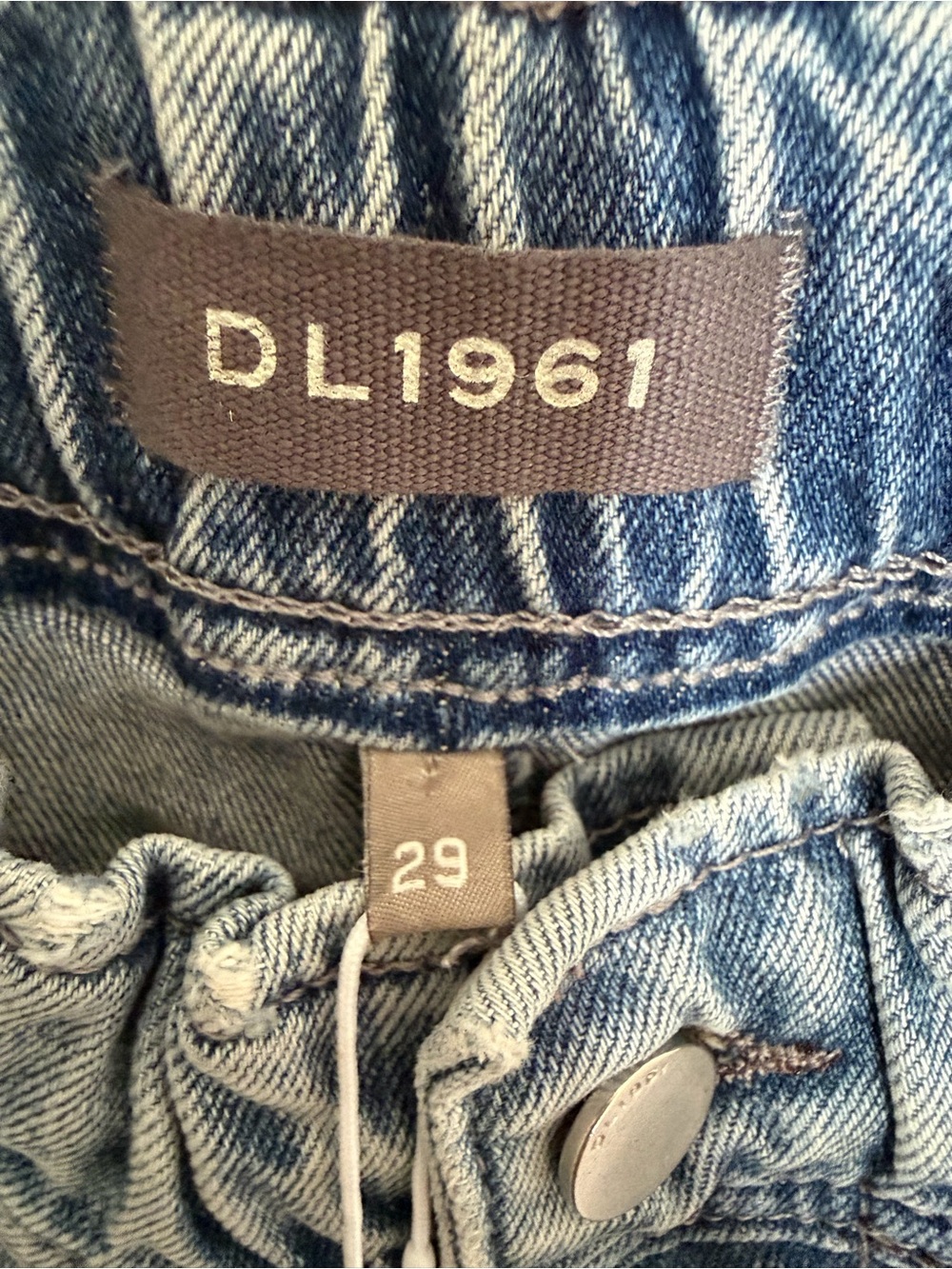 DL1961 Vintage Laura Super Light High Rise Jogger Jean 29 NWT - Picture 7 of 11